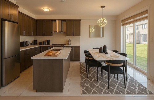 Thorold Casa | 4 BR 2.5 WR-BRAND NEW LUX VAC HOUSE MNTS AWAY FRM NIAGARA FALLS CAN & US BORDER