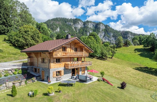 Saint-Jean-de-Sixt Chalet De Esquí | Chalet nuevo, clasificado 4 *, hermosos volúmenes para 12 personas, excelente vista a la montaña