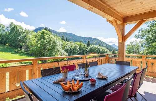 Saint-Jean-de-Sixt Chalet De Esquí | Chalet nuevo, clasificado 4 *, hermosos volúmenes para 12 personas, excelente vista a la montaña