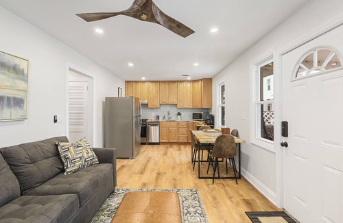 Wall Cabaña | 4 houses from the beach! Belmar Rear West Cottage