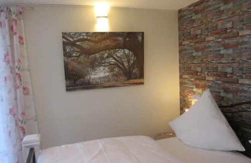 Euerbach Apartamento | 4 km zu A7 und A71, Idylle am Bach, großer Garten