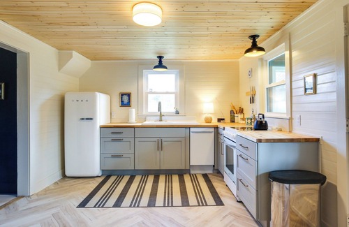 Great Barrington Casa | 4 Mi to Great Barrington: Berkshires Retreat!