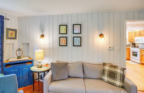 Richmond Cabaña | 4 Mi to Skiing: Cottage w/ Fire Pit in Richmond!