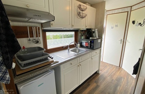 Baarland Casa | 4 Person Holiday chalet in Baarland