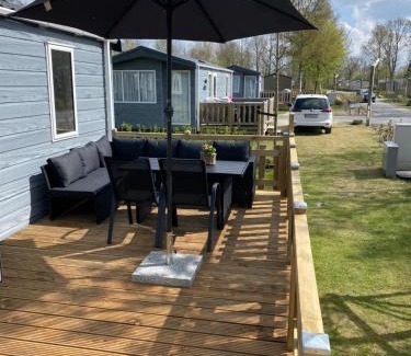 Lauwersoog Chalet De Esquí | 4 persoons chalet HZ 21