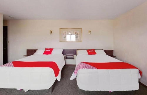 Cheyenne Wells Casa | 4 Sleek Units! Near Eastern Colorado Historical Society Jail Museum