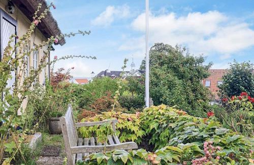 Humlebaek Casa | 4 star holiday home in Humlebæk