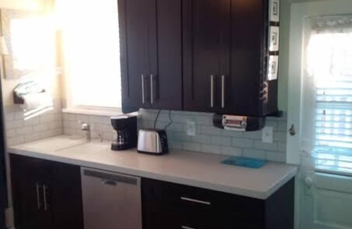 Gold Coast Condominio | 408 Twenty Second St. 2ª Planta Unidad cuadra de la playa y el paseo marítimo