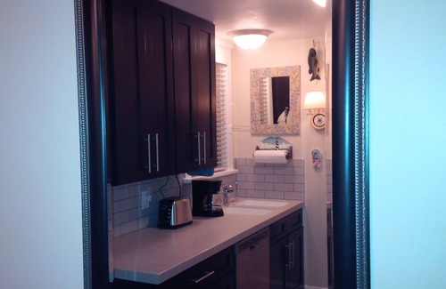 Gold Coast Condominio | 408 Twenty Second St. 2ª Planta Unidad cuadra de la playa y el paseo marítimo