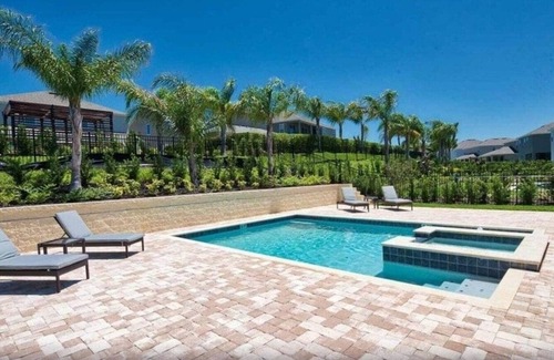 West Kissimmee Cabaña | 411 Wanderlust Heaven 5bed/pool
