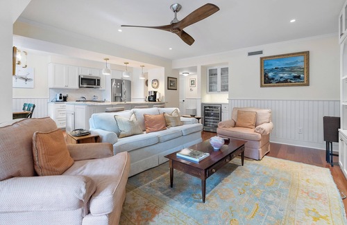 Kiawah Island Condominio | 4811 Turtle Cove Villa: 2BR Long Term Rental, Lagoon Views, Near Beach