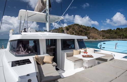 Road Town Alquiler De Eote | 49' Luxury Sailing Catamaran Sleeps 8 All inclusive with Captain & Private Chef