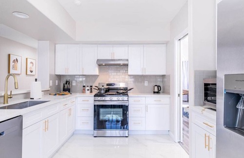 Rosemead Casa | 4 Bedroom 3 Bath Home With Endless Amenities