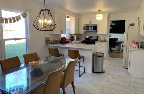 Rochester Casa | Acogedora casa colonial (alquiler ejecutivo o familiar)