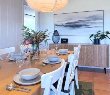 Clarendon Casa | 4BR Retreat Near McLaren Vale Wineries Adelaide