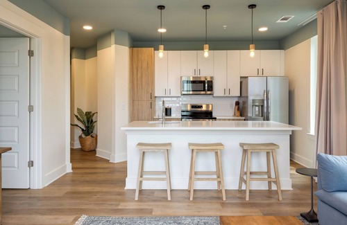 12 South Casa | 4BR Suite w/ Balcony | 12South | The Gilmore Hotel