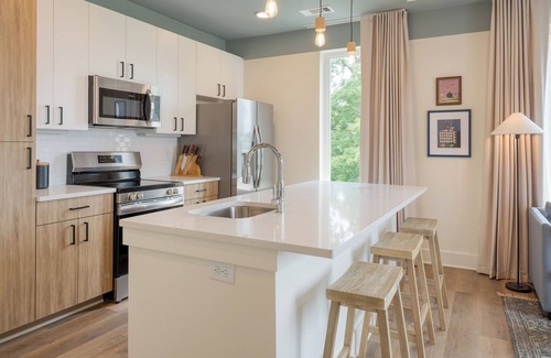 12 South Casa | 4BR Suite w/ Balcony | 12South | The Gilmore Hotel