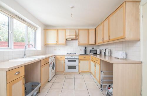 Oadby Casa | 5 BD - Large House Oadby
