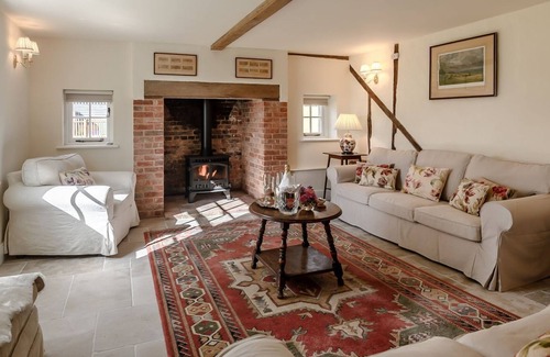 Hethel Cabaña | 5 bedroom accommodation in Tivetshall St. Margaret, Norwich