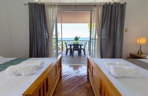 Calatagan Complejo | 5-Bedroom Beachfront Mansion in Calatagan with Outdoor Pool
