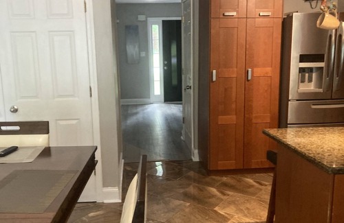 Ellenwood Casa | 5 Bedroom Beauty w/New Jacuzzi