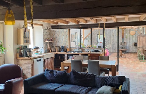 Mezieres-sur-Ponthouin Otro | Whole house 6 bedrooms 13 sleeps and more