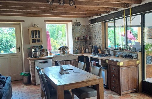 Mezieres-sur-Ponthouin Otro | Whole house 6 bedrooms 13 sleeps and more