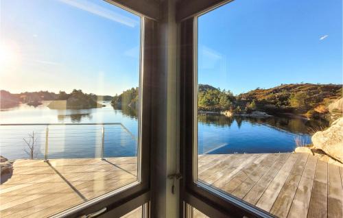 Bomlo Casa | 5 Bedroom Lovely Home In Urangsvåg