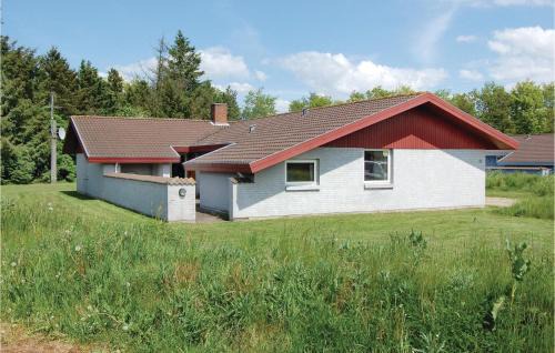 Jegum Casa | 5 Bedroom Pet Friendly Home In Oksbøl