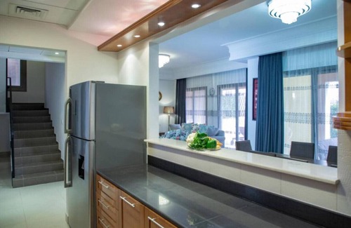 Al Hamra Village Villa | 5 Bedroom Villa with private swimming pool