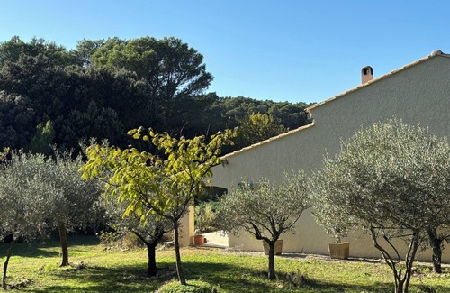 Uchaux Villa | 5-bedroom villa in the Massif d'Uchaux - private pool and large garden