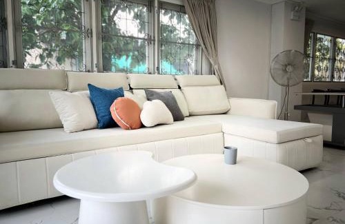 Suan Luang Casa | 5 beds 452sqm with Private garden Pet-friendly CCTV quiet and homey