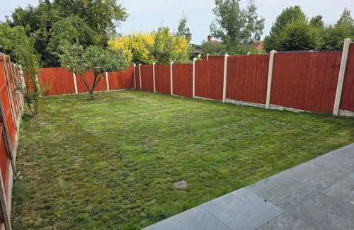 Woodthorpe Casa | 5 Beds, 7 Guests, Private Garden, Free Parking