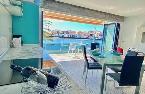 Arrecife Apartamento | 5*****Charco Loft primera línea del mar