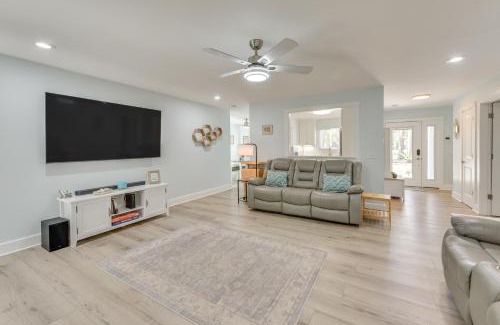 Port Royal Casa | 5 Mi to Dtwn Beaufort Home with Screened-In Patio