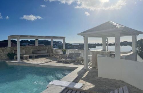 Mont Vergna Apartamento | 5 min d'Orient bay-vue imprenable, Idolem résidence unité 8 - 57 Rue du Mont Vernon 1