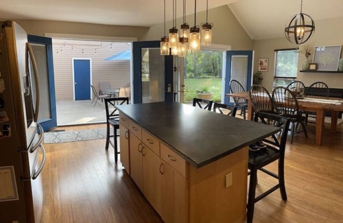 State College Casa | 5 Min to PSU, Pool & Patio, plenty of room for the whole fam!