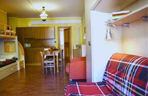 Tache Apartamento | 5 Minutes from Monterosa Ski, Small Cottage