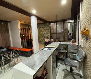 Sarnath Casa | 5 PETALS