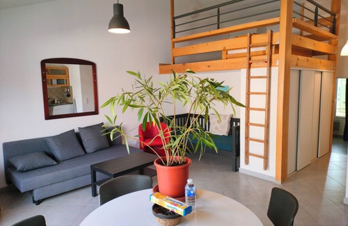 Charleval Apartamento | 5 - rent apartment LUBERON in PROVENCE with tropézienne 4 beds