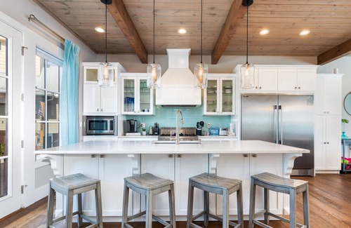 Vinita Casa | 5-star Grand Lake Waterfront w/Panoramic Views: 1 FREE 1-day jet ski rental