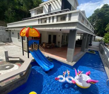 Bayan Lepas Casa | 50PAX 9BR Villa Kids Swimming Pool, KTV, BBQ n Pool Tables near SPICE Arena Penang 9800 SQFT