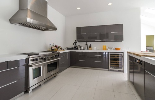 Westhampton Villa | Escapada familiar de otoño. Santuario de Hamptons, a minutos de la ciudad, sinagoga, playa