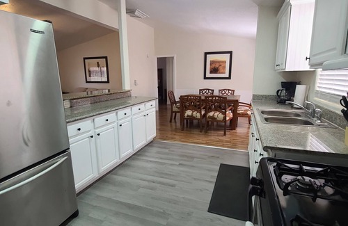 Squaw Valley Casa | 5Ez Ranch- Silver- entire home with easy drive to Kings Canyon National Park