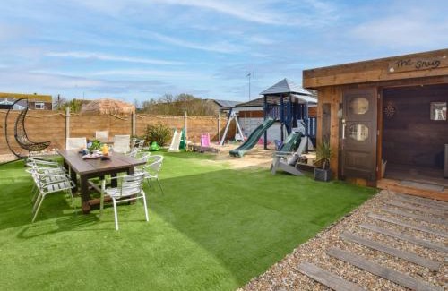 Camber Casa | 6 Bed in Camber 89037