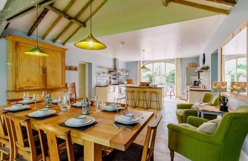 Crawcrook Casa | 6 Bed in Hexham 87253