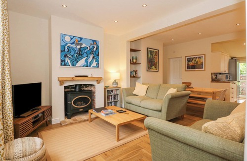 East Runton Cabaña | 6 MELINDA COTTAGE, family friendly, with a garden in East Runton