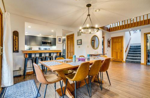 Ludlow Casa | 6 Mi to Okemo! Family Townhome in Lakeside Resort