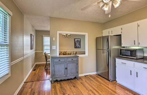 Omaha Casa | 6 Mi to Old Market: Home w/ BBQ-Ready Patio!