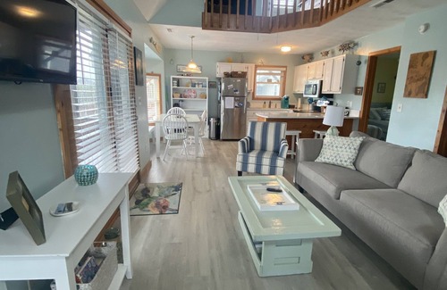 Salvo Casa | "Bienvenido de nuevo" es una cabaña cómoda, amigable con los animales junto al mar!